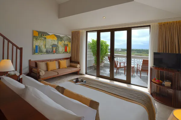 會安河畔度假村