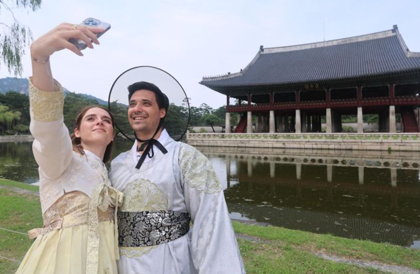 首爾海苔博物館韓服體驗