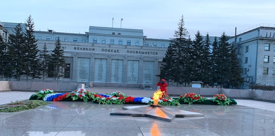 市區遊覽(斯帕斯卡亞教堂〜基洛夫廣場〜愛情橋〜西伯利亞開拓者紀念碑) － 喀山聖母教堂－130風景區－OK超市