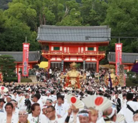 八坂神社