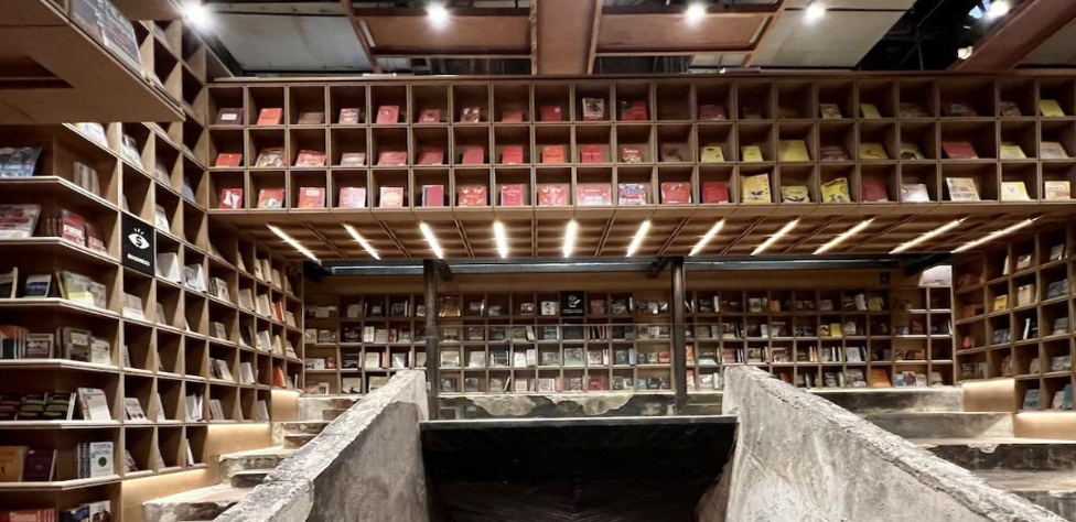 REX KL 復古迷宮書店